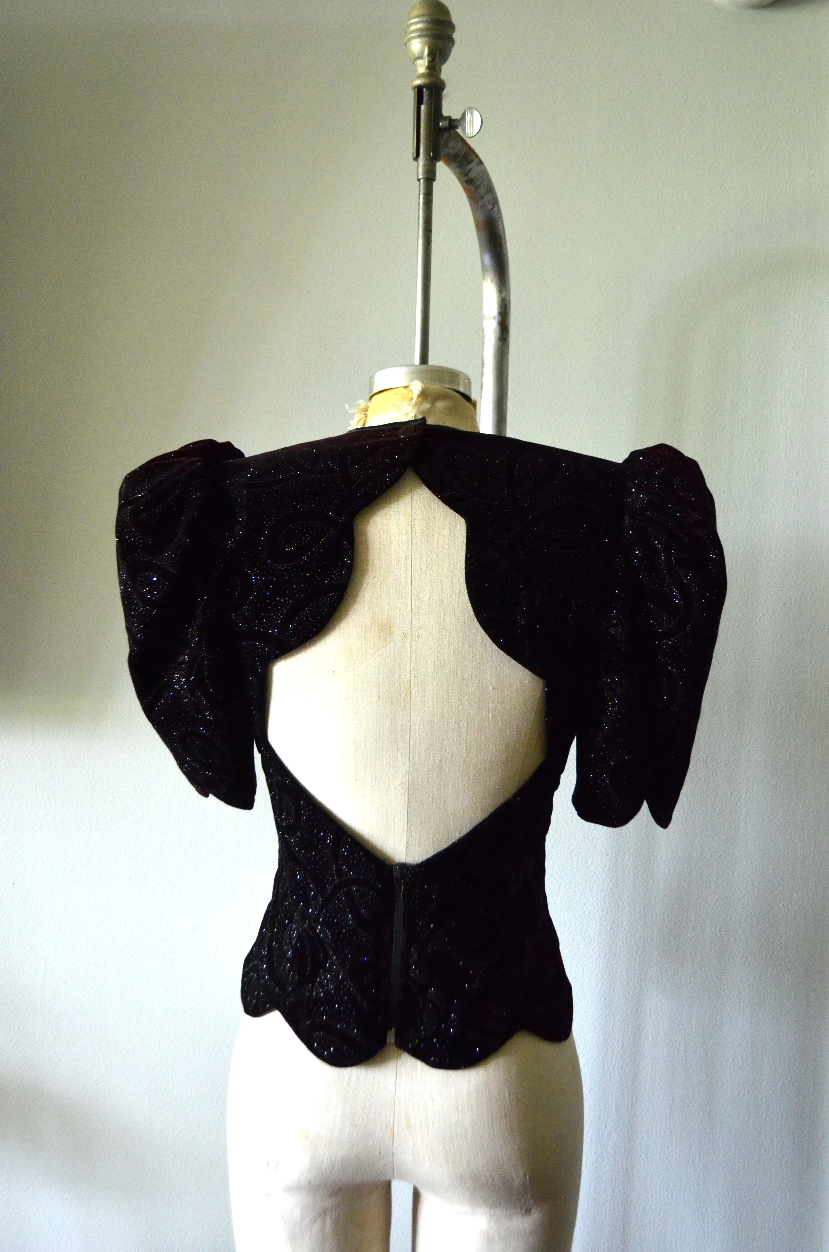 80s Velvet Brocade Sequin Top Puff Ruched sleeve Backless sexy blouse